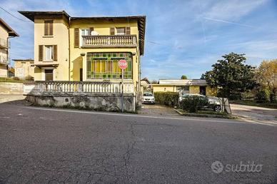 Immobile di 200 m² a Sumirago