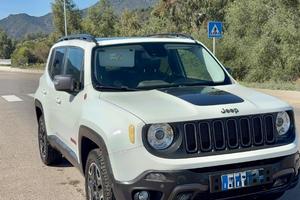 Jeep renegade trailhawk