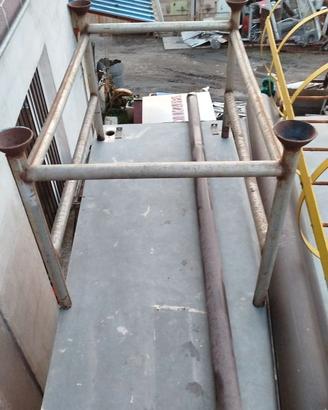contenitore puntelli 130  x 80