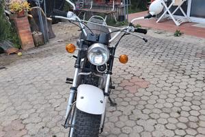 Suzuki RV 90