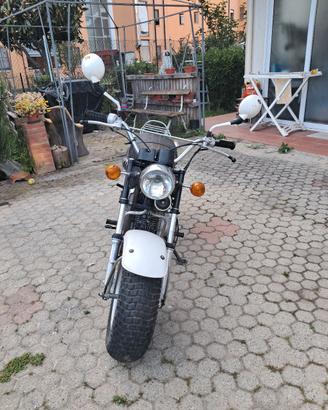 Suzuki RV 90