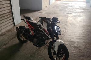 KTM DUKE 125 abs