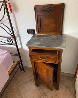 Comodini anni 30