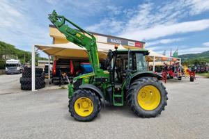 JOHN DEERE 5090M