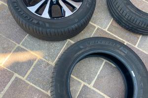 Pneumatici Lexus NX300H