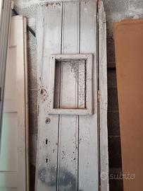 Portone (in foto), porta Interna e porta con vetro