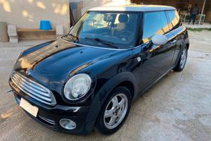 Mini Cooper con 
MOTORE DA SOSTITUIRE