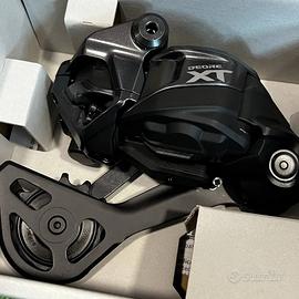 Shimano Deore XT Di2 12 velocità  M8250