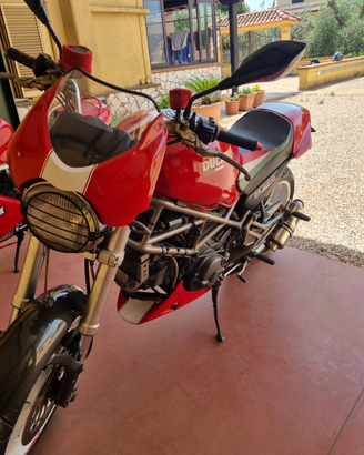 Ducati 900 si