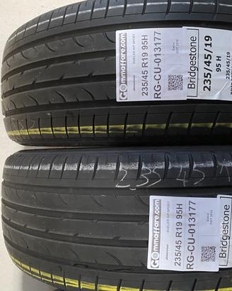 2 Pneumatici 235/45 R19 Bridgestone Dueler H/P Spo