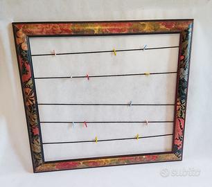 Porta fotografie con cornice in legno dipinto