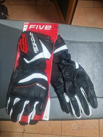 guanti moto della S.  nuovi mai usati tg L