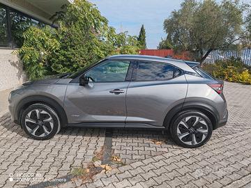 NISSAN JUKE N-CONNECTA AMT  1.6 Full Hybrid