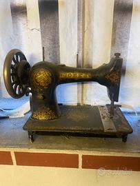 Macchina da cucire antiquariato