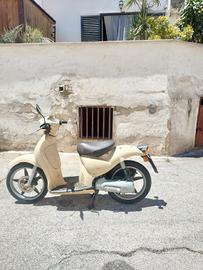 scarabeo 50 