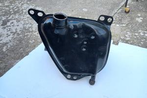 HONDA CB 750 FOUR: Serbatoio olio