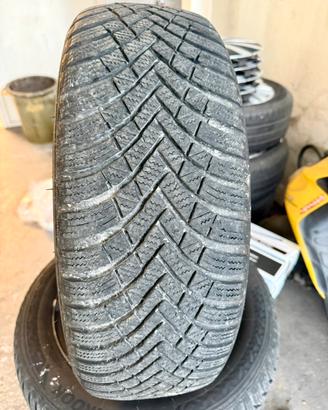 Gomme Hankook ivernali 205/55/16