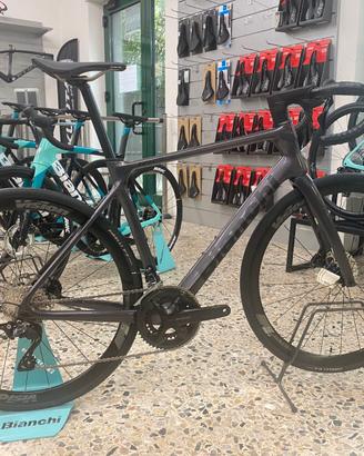 BIANCHI INFINITO 105 12S COLORE 2M
