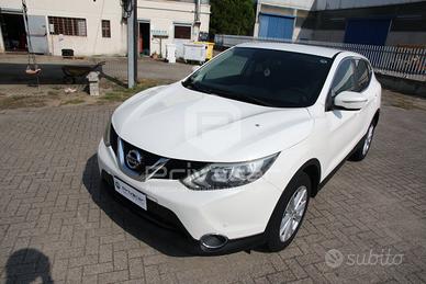NISSAN Qashqai 1.2 DIG-T Acenta