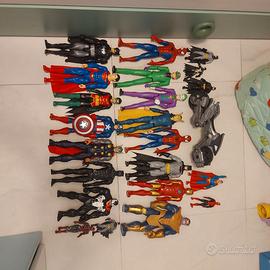 Lotto 22 Supereroi Marvel e DC 30cm + Batmoto