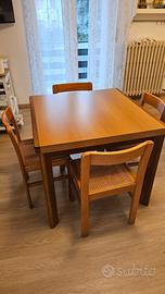 tavolo allungabile con sedie