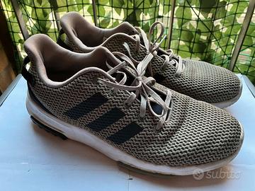Scarpe Adidas taglia 43 e 1/3