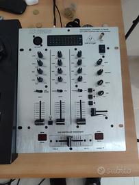 mixer behringer anoligico con conta BPM 