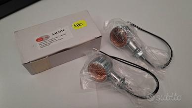 Coppia frecce moto in metallo cromate "groved" l