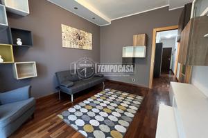 AMPIO E LUMINOSO BILOCALE DI 70 MQ