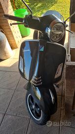 Piaggio Vespa 125 GTS - 2021