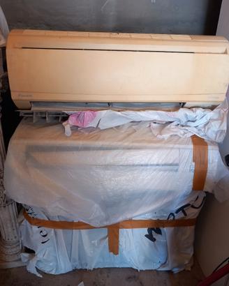 climatizzatore  pompa di calore Daikin 9000+9000