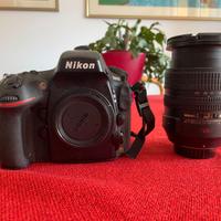 Nikon D800 (con obiettivo)