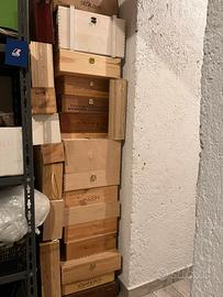 Cassette di legno e ceste per confezioni