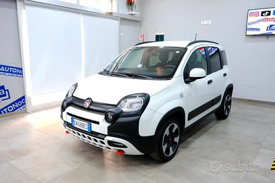 Fiat Panda Cross 1.0 70cv HYBRID CARPLAY