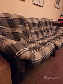 Divano tre posti