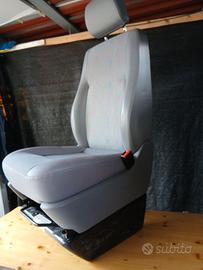 Sedile anteriore destro. VolkswagenT 5