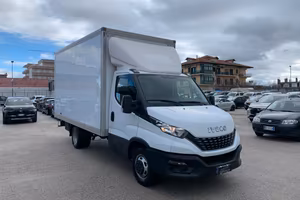 IVECO Daily Cabinato Furgonato