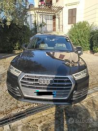 AUDI Q5 s-line