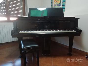 Pianoforte PETROF