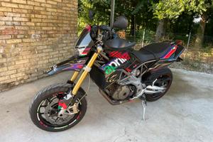 Aprilia Dorsoduro 750