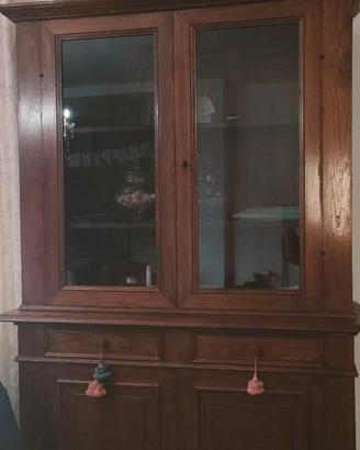 vetrina in legno