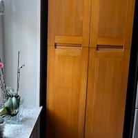 Mobile dispensa a 4 ante