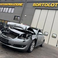 OPEL INSIGNIA per ricambi usati A20DTE