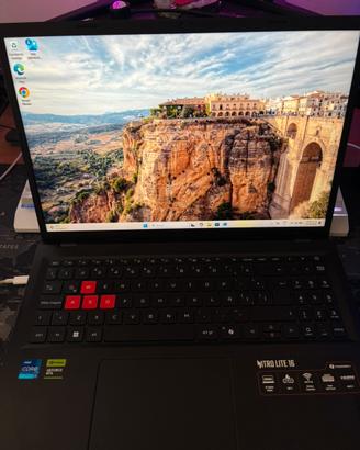 Acer Nitro Lite 16 RTX 3050