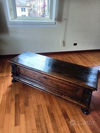 Cassapanca antica del '600 - Intagliat