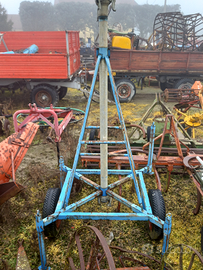 Carrello porta irrigatore