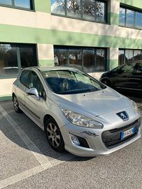 Peugeot 308  2011