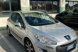 Peugeot 308  2011