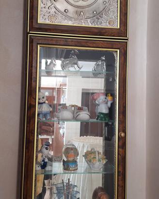 orologio da parete con vetrina 