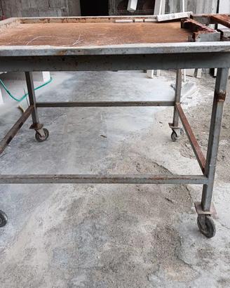 struttura i per fare forno a legna